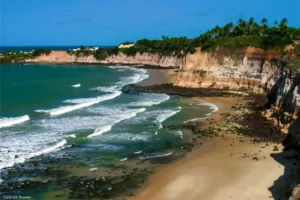 Leia mais sobre o artigo A praia de Barra de Tabatinga em Nísia Floresta é eleita melhor destino turístico do Brasil para 2025