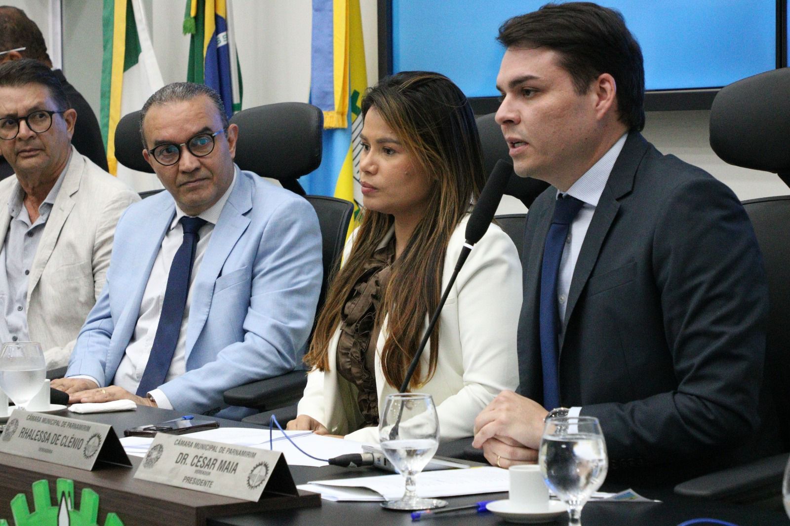 Leia mais sobre o artigo Aeroporto digital é pauta na Câmara de Parnamirim