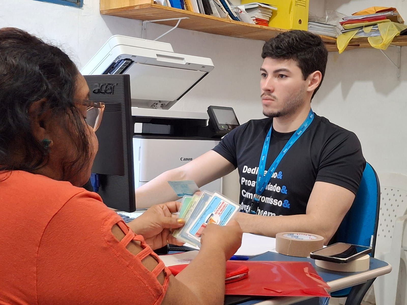 Leia mais sobre o artigo Câmara de Parnamirim vai até Pirangi e oferece serviço de RG gratuito