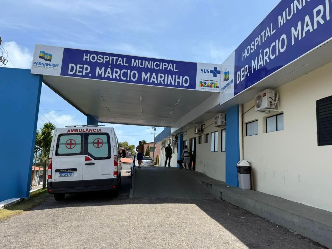 No momento, você está visualizando Prefeita Nilda reforça estrutura do Hospital Municipal Márcio Marinho e garante atendimento no litoral