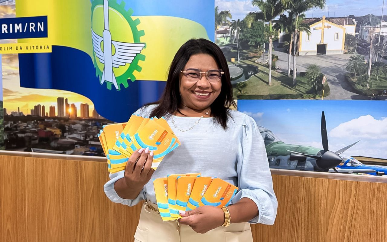 No momento, você está visualizando Parnamirim: 24.238&nbsp; alunos da rede municipal de ensino receberão cartão EducaParnamirim